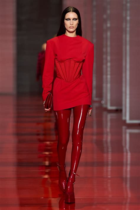 versace inverno 2024|versace fall 2024.